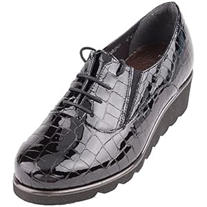 Loren Schoen kokosnoot lak zwart