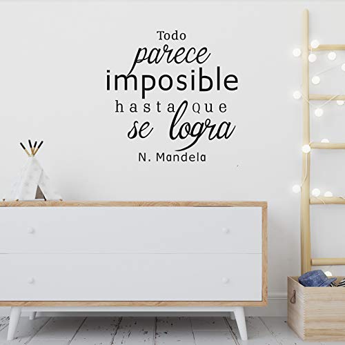 Pegatina de pared wall decor TODO PARECE IMPOSIBLE HASTA QUE SE LOGRA. Vinilo decorativo es español. Pegatina decorativa Decoración Salón Hogar Oficina Tiendas Habitacion.