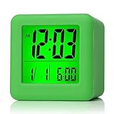 Fácil de configurar, tiene una luz que se enciende durante unos 5 segundos, con una luz suave de noche, la alarma tiene un sonido ascendente y tiene función de snooze.