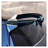 Instalar la protuberancia en el extremo trasero del alerón trasero puede embellecer su automóvil y hacerlo más personalizado.