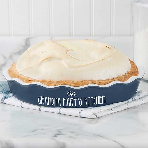 Personalization Universe Made with Love Personalized Classic Pie Dish, Hand-Glazed Stoneware, Oven to Table Baking Dish, Ideal for Pies and Casseroles, Dishwasher Safe - Navy