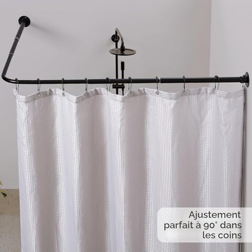 Barre de douche d'angle réglable pour optimiser l'espace baignoire