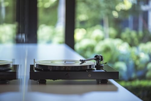Pro-Ject Jukebox E1 et Speaker Box 5 Set Turntable System – Table tournante avec boîtiers – Bluetooth, Tout en Un, Facile à Installer – Noyer - Les Beatles, Paul McCartney, John Lennon, RIngo Starr, George Harrison Pro-Ject Jukebox E1 et Speaker Box 5 Set Turntable System - Table tournante avec boîtiers - Bluetooth, Tout en Un, Facile à Installer - Noyer – Image 8
