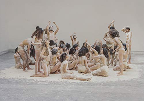 Tengo Un Dragón Dentro del Corazón: The Photographs of Carlota Guerrero