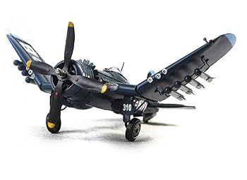 Amazon.co.jp: 戦闘機 鉄製 置物 模型 プラモデル 飛行機