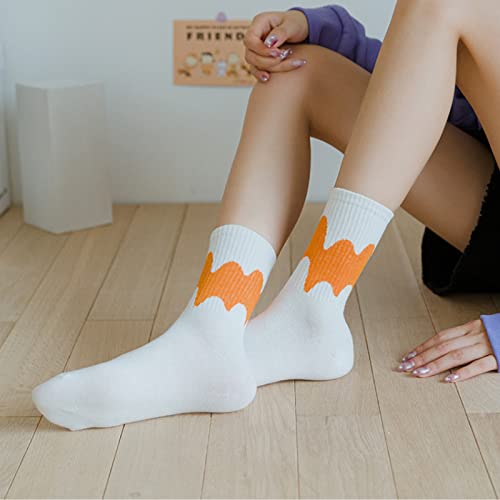 4 Pairs Womens Crew Socks Wave Striped Athletic Middle Tube Long Socks Cute Novelty Socks Small Gifts For Women3