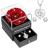 【Emballage et service】Cette exquise boîte cadeau contient des 1 rose éternelle, 1 boîte à bijoux, un argent 925 collier et une paire de boucles d'oreilles.,accompagné d'une carte de vœux et un sac d'emballage. Chaque boîte-cadeau de rose vendue a subi un contrôle qualité rigoureux en usine, s'il y a un quelconque problème de qualité,n'hésitez pas à nous contacter, nous vous offrons une garantie de 1 an.