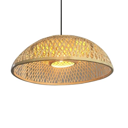 Luminaires en bambou tressé main et grand abat-jour en rotin