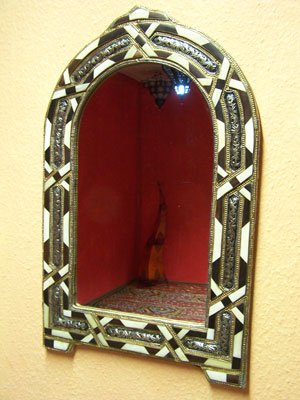 Espejo de pared oriental Aladin de 70 cm, multicolor, gran espejo de pasillo marroquí, con marco de madera decorado orientalmente, espejo de baño vintage oriental sin iluminación como decoración oriental