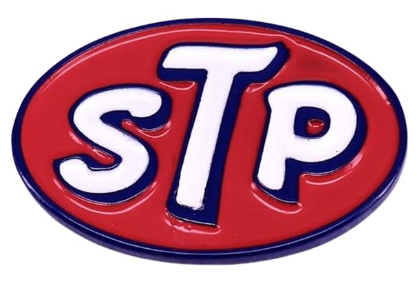 Pin STP Racing de esmalte con acabado clásico retro de 1.2 pulgadas para chaquetas de mecánicos