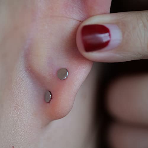 Limerencia G23 Hypoallergenic 18G Flat Back Stud Earrings | F136 Implant Grade Titanium Press Fit Threadless Push Pop In Cartilage Helix Labret Lip Monroe Tragus Piercing Studs （Three Crystal Cluster，Silver） #TOP1