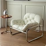 Robuste et confortable : fabriquée avec un rembourrage en coton artificiel de qualité supérieure et des pieds en métal, cette chaise assure un équilibre entre confort et résistance. Son design classique améliore tout style de décoration.