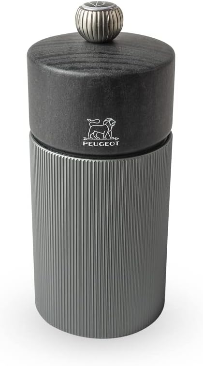 PEUGEOT - Tuz değirmeni Line 12 cm + taş tuzu - Klasik öğütme derecesi ayarı - Alüminyum ve PEFC mühürlü geri dönüştürülmüş ahşap - Karbon renkler