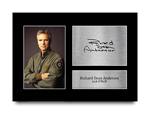 HWC Trading A4 Richard Dean Stargate SG-1 Geschenke Gedrucktes Signiertes Autogramm Foto für Fans von Fernsehshows