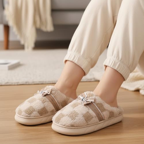 Image of VRITRAZ Women's Comfort Slip On Closed Toe Warm Winter House Clog Indoor Slipper