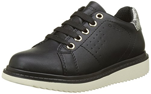 Derbies fille Geox J744FA000BC : des chaussures en cuir respirantes et solides