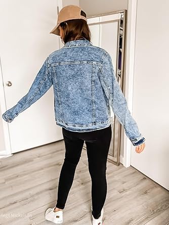 HipGlamp Women's Jean Jacket Classic Basic Button Down Long Sleeves Casual with Pockets - Image 6