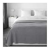 Tagesdecke passend für 160 cm breite Betten mit etwa 35 cm Fall auf beiden Seiten.