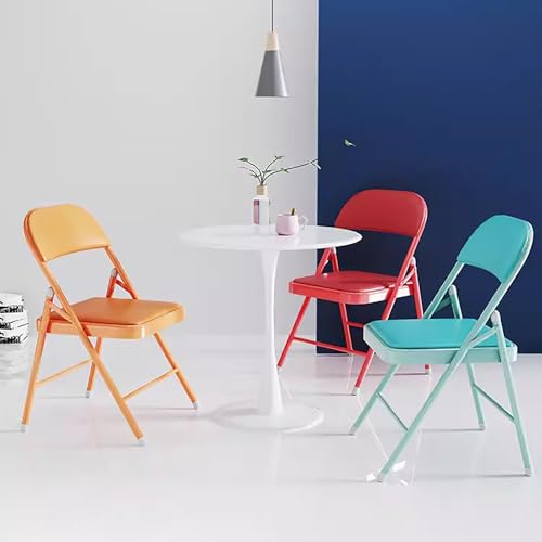 Chaise portable empilable en métal blanc pour optimiser vos petits espaces