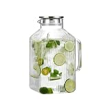 | Des Boissons Toujours Fraîches : Grâce à sa capacité à garder les boissons froides, cette carafe en verre avec couvercle constitue un excellent contenant pour boissons estivales. Son design permet un rangement au réfrigérateur sans souci, offrant des rafraîchissements parfaitement frais à la maison ou pendant les célébrations saisonnières.