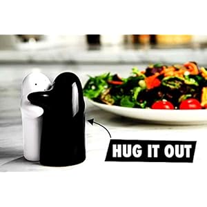 Salt and Pepper Shakers Cute Decorative Novelty Hugging Shakers Couple Set Black and White Modern and Vintage Hug Design Easy to Refill and Dispenser Shaker Set