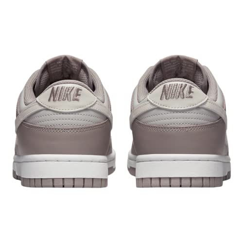 Nike Damen Dunk Low Sneaker, Moon Fossil/Lt Orewood BRN, 40.5 EU