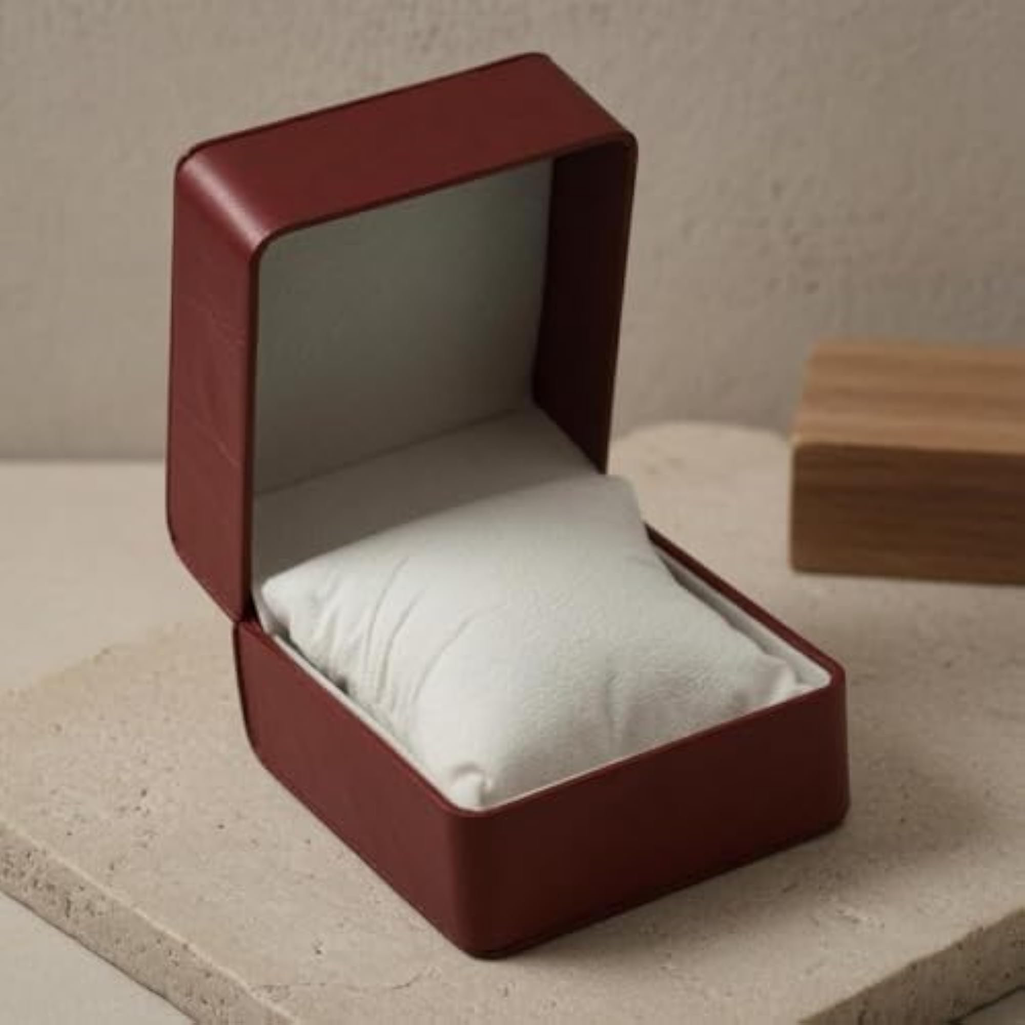 Single PU Leather Watch Box with Cushioned Interior