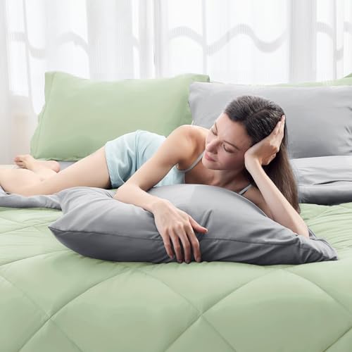 HEVUMYI Cali-King Comforter Set - 7-Piece All Season Bed in a Bag Cali-King, Ultra Soft Bedding Set with Comforter, Flat Sheet, Fitted Sheet, Pillowcases, Pillow Shams, Sage Green & Light Grey