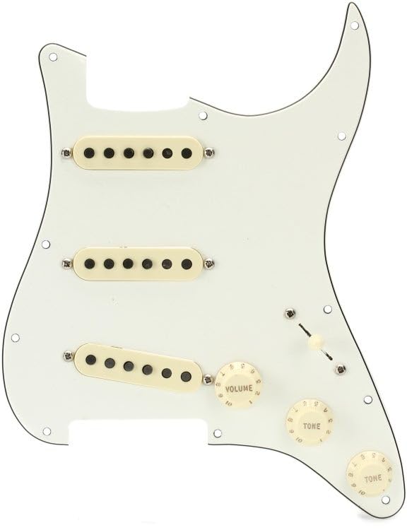 Fender® Pre-wired Pickguard Strat® Tex-Mex - S/S/S - Parchment White