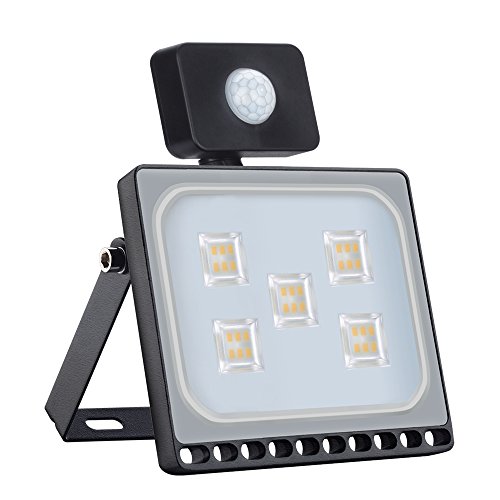 LED Strahler Außen,30W Scheinwerfer Flutlicht,IP66 Wasserdicht LED Fluter,1600 LM Superhell LED Flutlicht,Scheinwerfer Flutlicht, Warmweiß Außenlampe für Garten, Innenhöfe, Garage, Hotel Cover