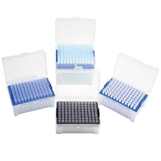 Cole-Parmer Universal Pipette Tips with Filter, Autoclave, 1000 μL: 10 Racks x 96 Tips