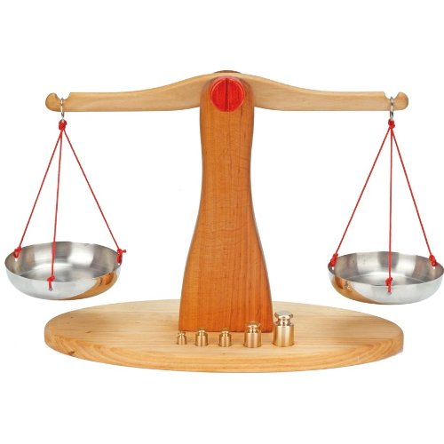 Preisvergleich Produktbild Glückskäfer 528730 Waage, Erlenholz, mit 5 Messinggewichten