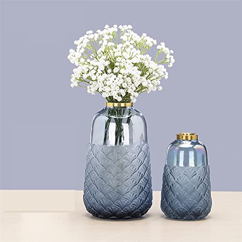Vase en verre à motif de pétoncles pour valoriser un meuble simple - 4
