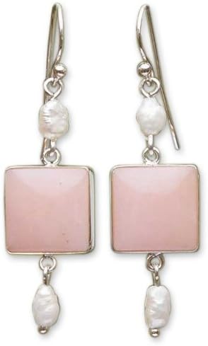 NOVICA Pendientes colgantes de plata 925 de cuarzo rosa con perlas cultivadas de agua dulce blancas