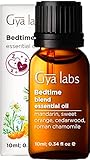 NUESTRO ACEITE ESENCIAL PARA LA HORA DE DORMIR ESTÁ ELABORADO PARA DULCES DÍAS Y NOCHES. Embotellamos esta relajante mezcla de aceites de mandarina, naranja dulce, madera de cedro y manzanilla romana porque estos aceites esenciales duermen y relajan la mente. Ahora, puede disfrutar cómodamente de todas sus propiedades calmantes a la vez.