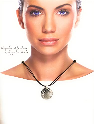 Medalla Virgen de los Desamparados en plata de ley