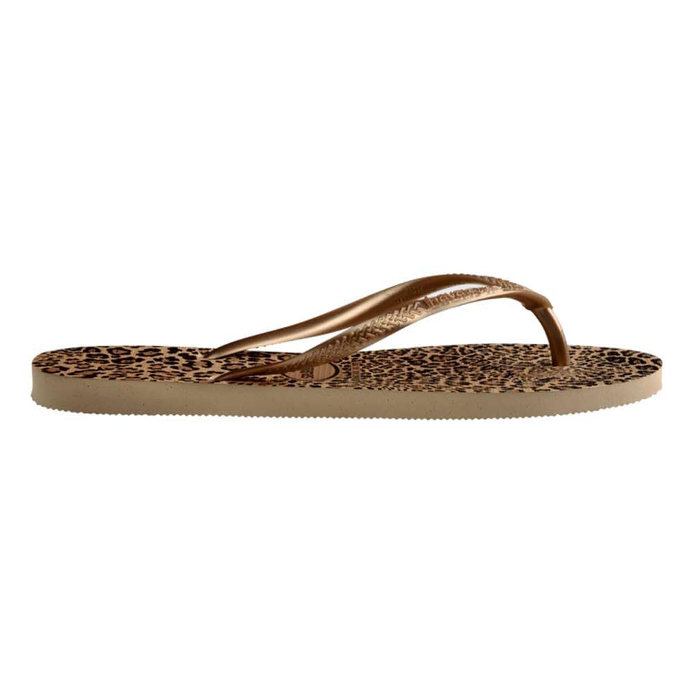 Havaianas - Brasil Logo, Iconic, Comfortable and Durable Flip-Flops, Straps with Brazilian Flag and Non-Slip Sole with Colourful Stripes, Adults Unisex