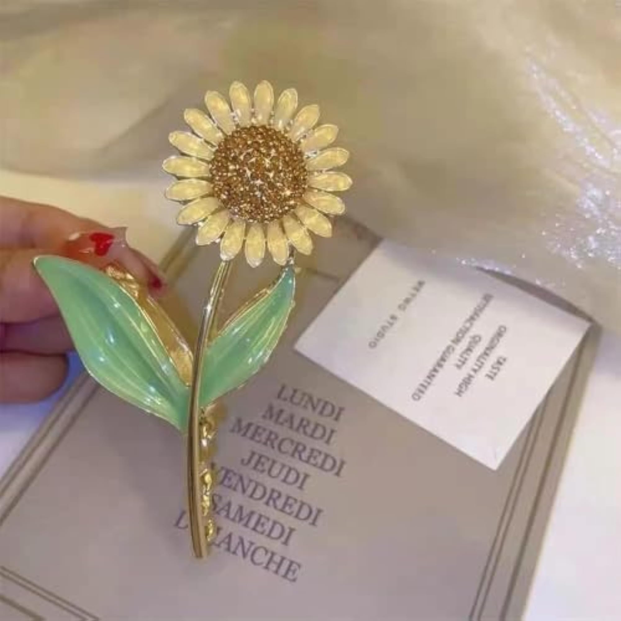 Fancy Flower Hair Claw Clip, Korean Style