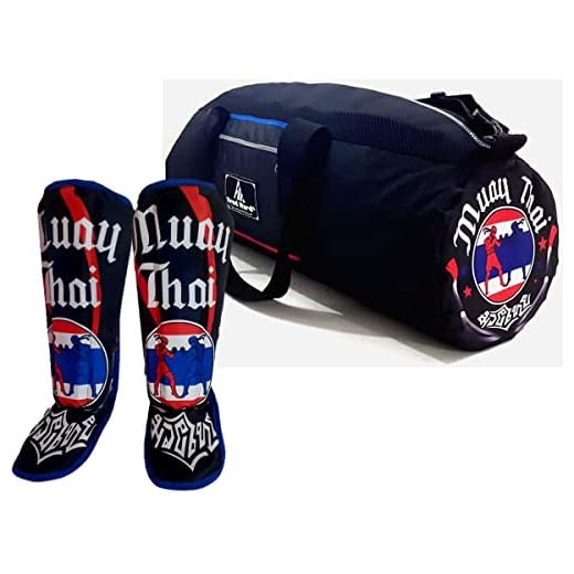 Kit 1 Bolsa Fitness Bag + 1 Par De Caneleira Tema Muay Thai