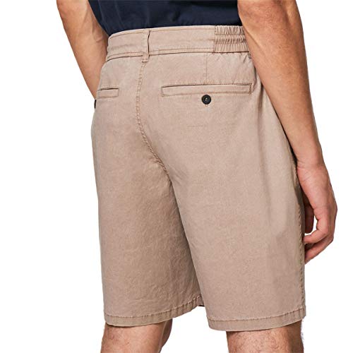 Oakley Men's in The Moment Short2