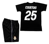 Presentado en un bonito estuche ideal para regalo. Contiene camiseta y pantalón. Composición 100% polyester. Producto oficial fabricado bajo licencia