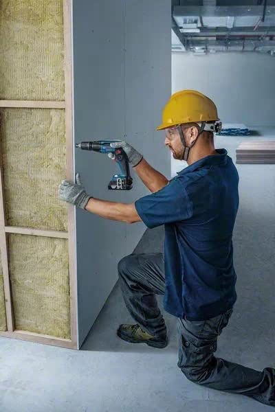 Bosch Professional GTB 185-LI Akülü Vidalama Makinesi (2 x 2.0 Ah; Case)