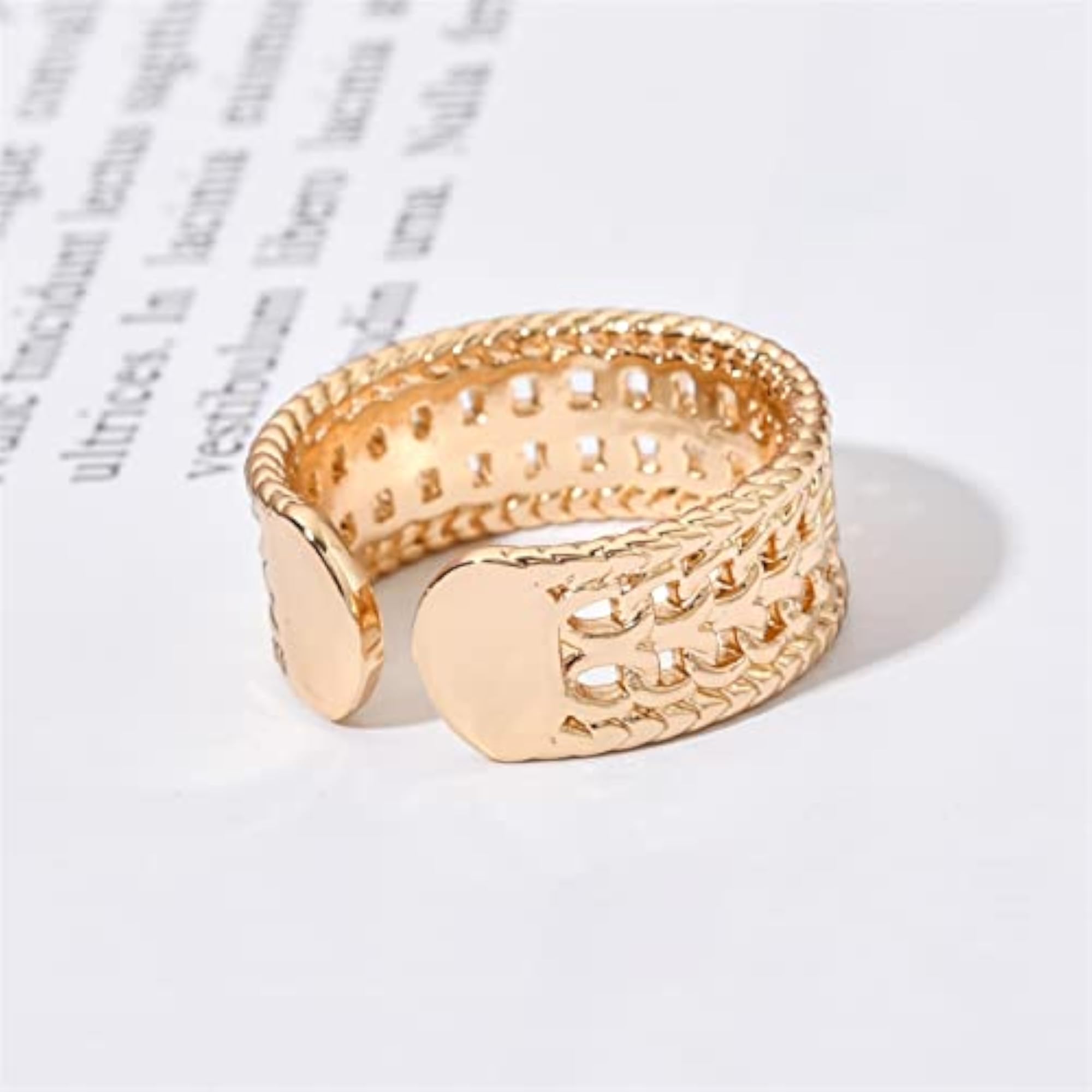 Wrinkled Convex Texture Open Ring, Unisex