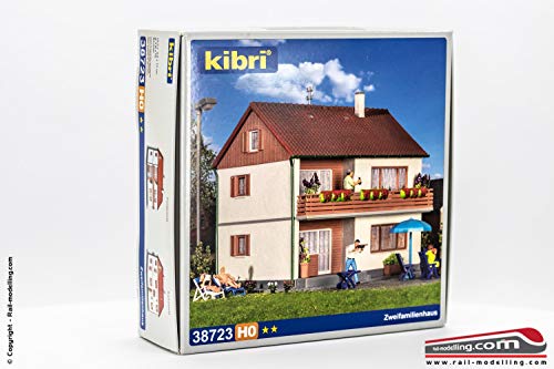 Maison d'habitation Kibri 1/87 HO pour rompre la monotonie du décor