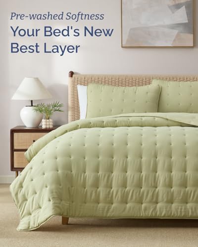 Image of Quilts Queen Size - Bedspread for Queen Size - Lightweight Comforter Set - Quilt Bedding Set for All-Seasons - Soft, Breathable & Comfy - Summer Coverlet with 2 Pillow Shams - 90 inch x 96 inch, Sage Green