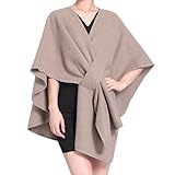 Style super polyvalent : notre poncho pour femme dispose d'une languette intégrée. Vous pouvez tirer une extrémité pour un drapé élégant et sécurisé. Alternativement, portez-le comme un châle à devant ouvert pour une apparence décontractée et détendue. Adaptez-le à votre humeur et à votre occasion.