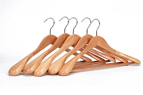 J.S. Hanger Perchas para Trajes, de Madera auténtica de árbol Guger, con Hombros Extra Anchos, Abrigos y Pantalones, de Acabado Natural (5 Unidades)