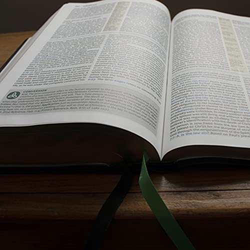 NKJV, Evangelical Study Bible, Bonded Leather, Black, Red Letter, Thumb Indexed, Comfort Print: Chri