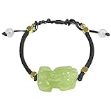 Bracelet Pixiu de Hotan Jade, ce bracelet présente une teinte verte translucide et des veines fines. Les dimensions du pendentif en jade sont certifiées par le Cthe Hina Gemological Institute (CGI).