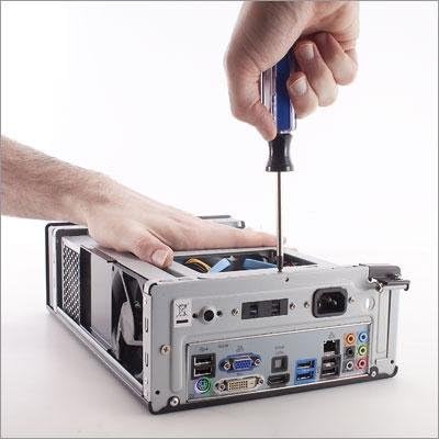 Removing thumbscrews from case